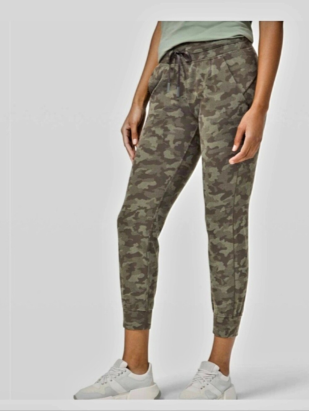 Lululemon Ready To Rulu Camo Joggers Size 4